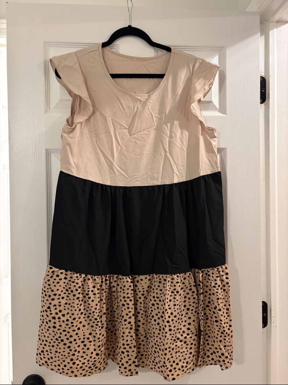 ✨BRAND NEW✨ WOMEN’S TIERED RUFFLE SLEEVE DRESS